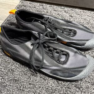 Tesla Bare Trek bk62 running Shoes